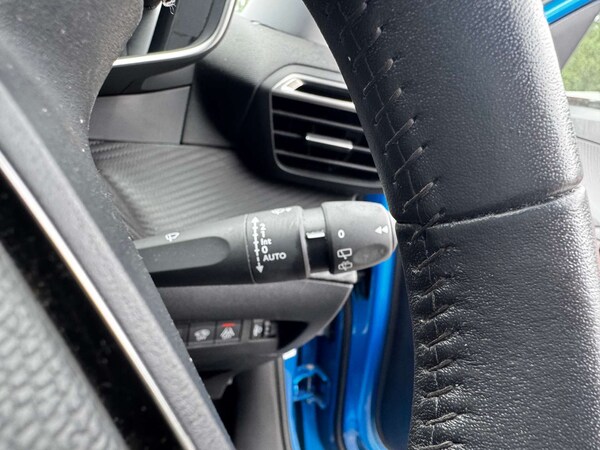 Used Peugeot 2008 2022 for sale - 74902453: Photo 25