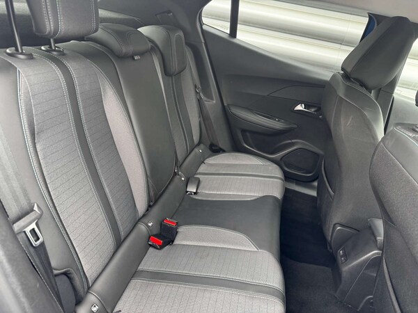 Used Peugeot 2008 2022 for sale - 74902453: Photo 39