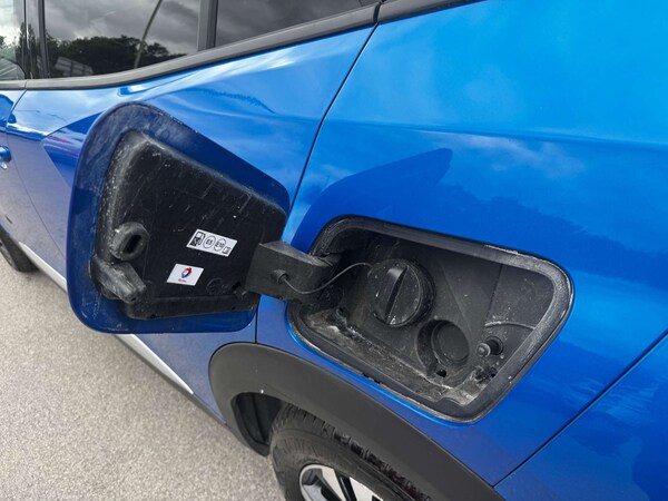 Used Peugeot 2008 2022 for sale - 74902453: Photo 41