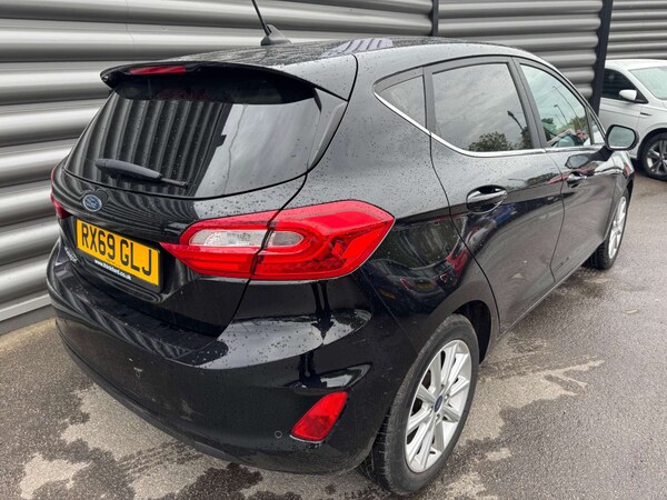 Used Ford Fiesta 2019 for sale - 76132423: Photo 4