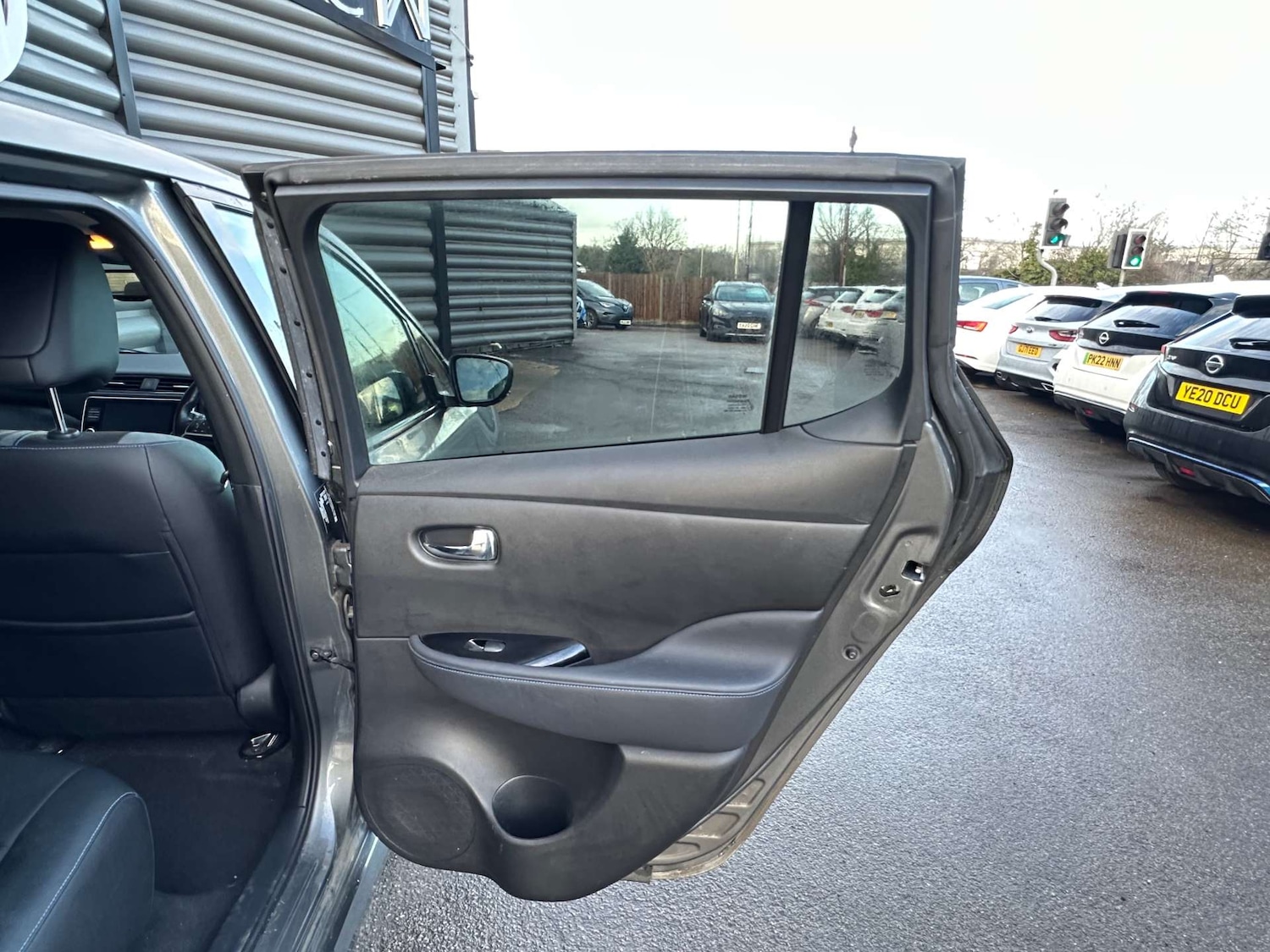 Used Nissan Leaf 2020 for sale - 77622861: Photo 15