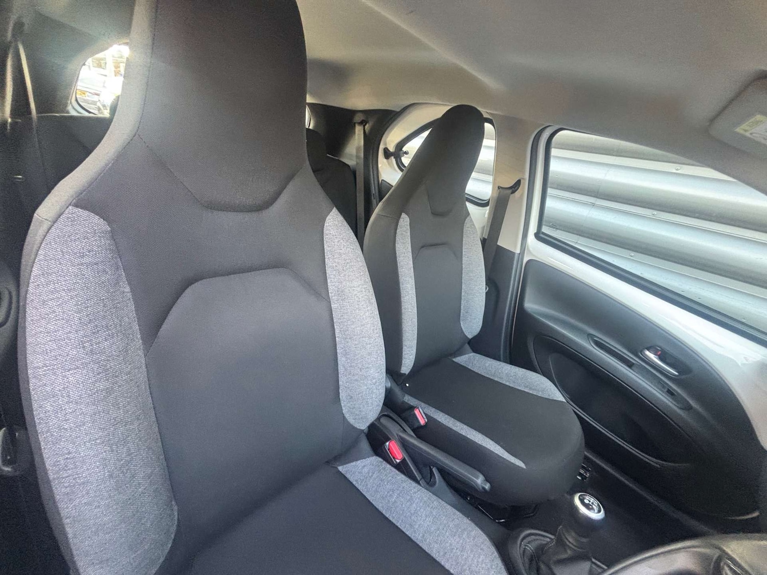 Used Toyota Aygo X 2022 for sale - 76625839: Photo 21