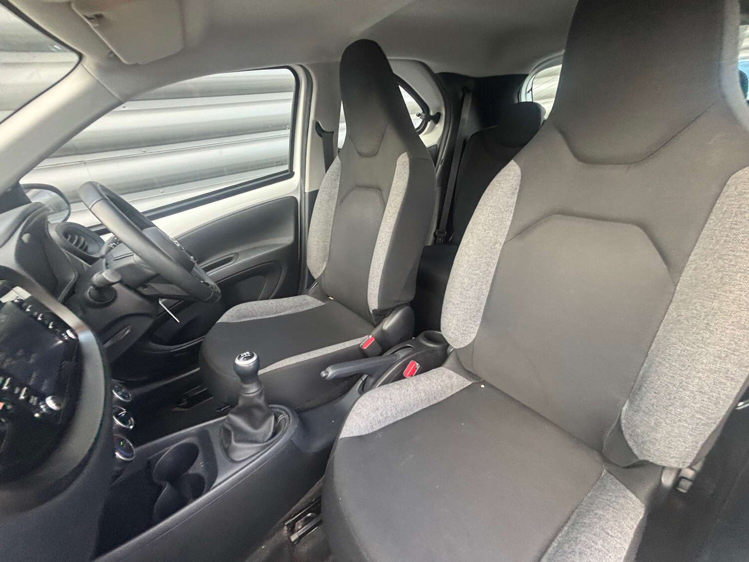 Used Toyota Aygo X 2022 for sale - 76625839: Photo 24