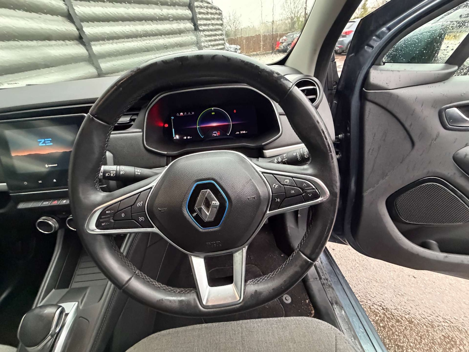 Used Renault Zoe 2020 for sale - 77220989: Photo 51