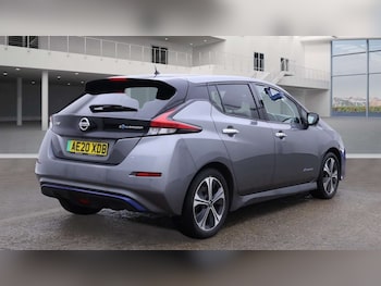 Used Nissan Leaf 2020 for sale - 76258035: Photo 4
