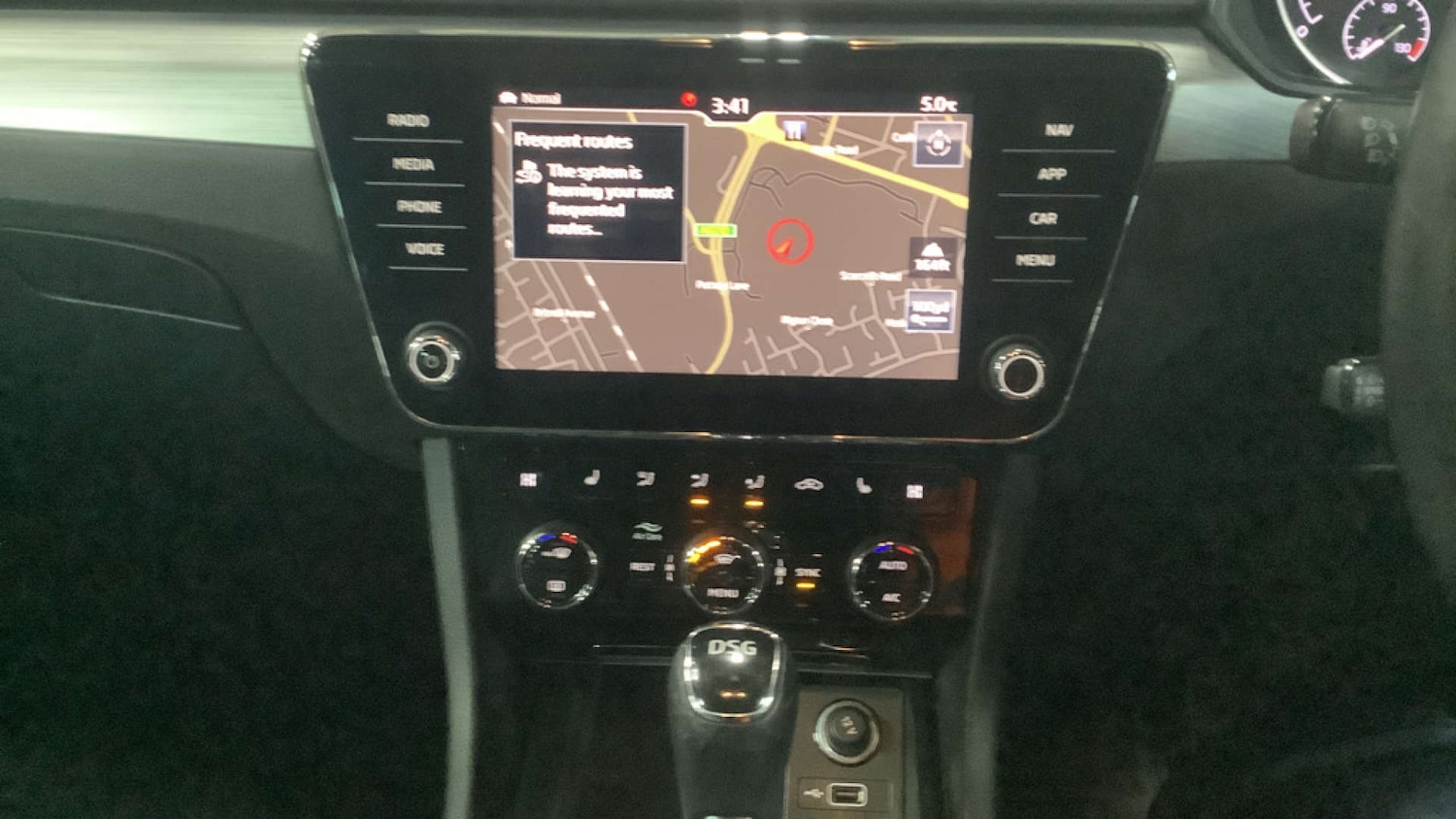 Used Skoda Superb 2019 for sale - 77261408: Photo 11