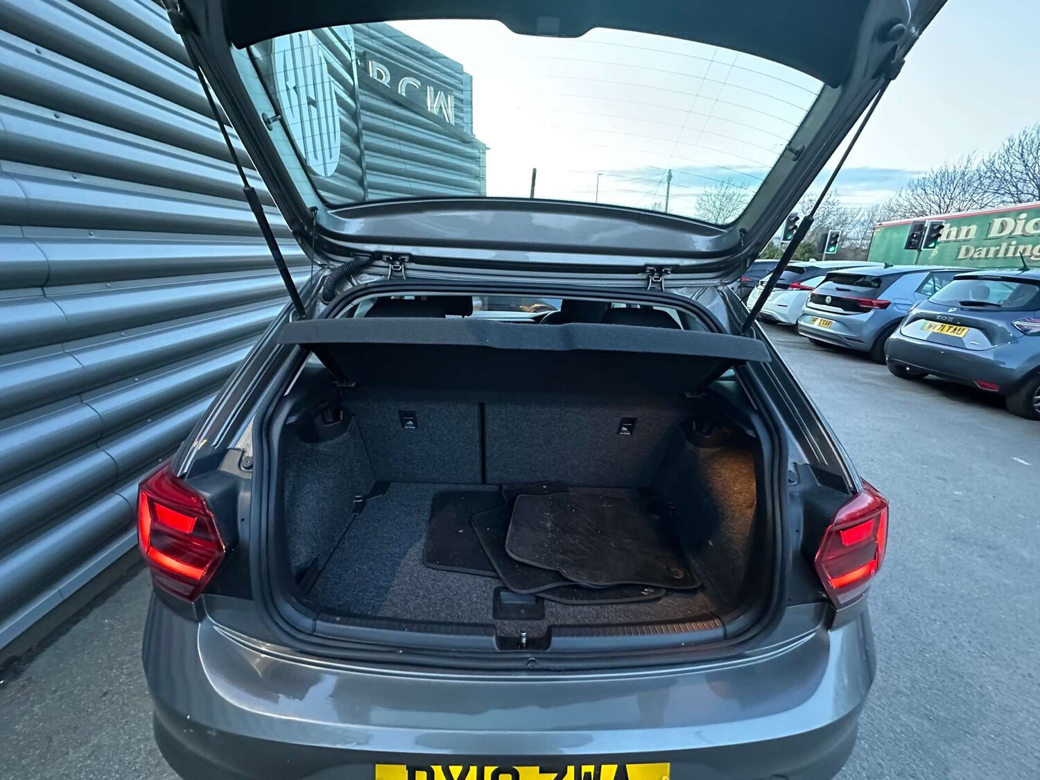 Used Volkswagen Polo 2019 for sale - 77802011: Photo 32