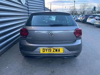Used Volkswagen Polo 2019 for sale - 77802011: Photo