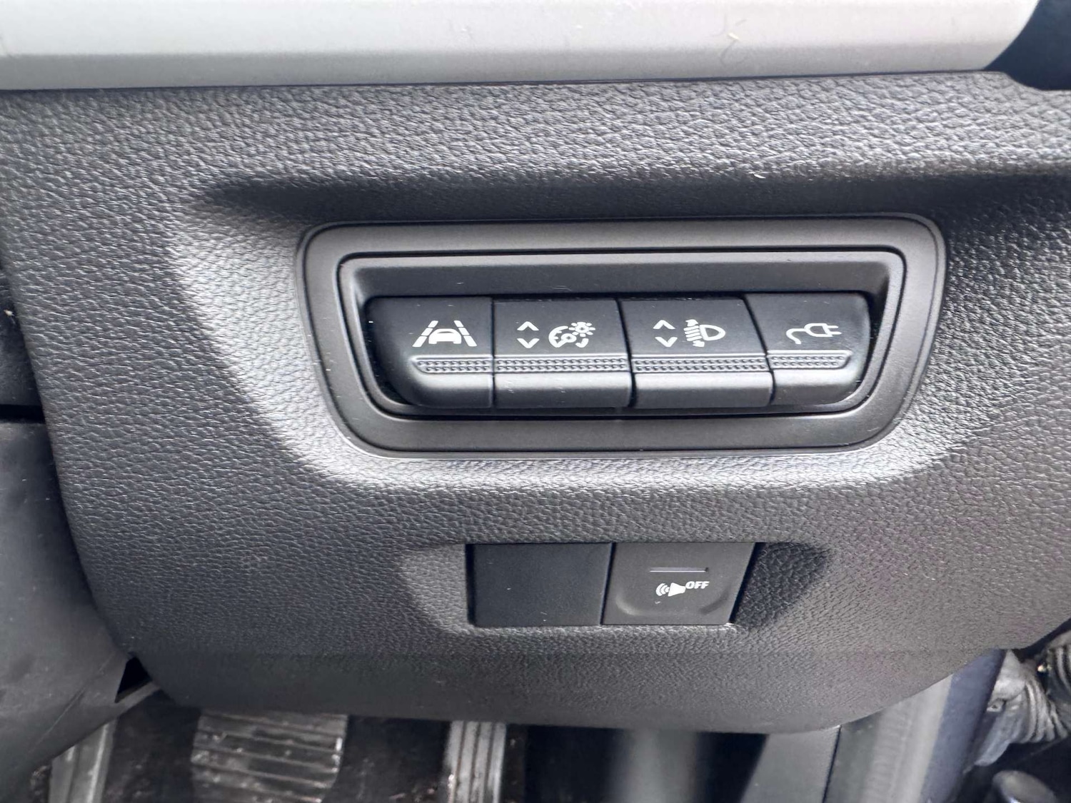 Used Renault Zoe 2021 for sale - 77523397: Photo 17