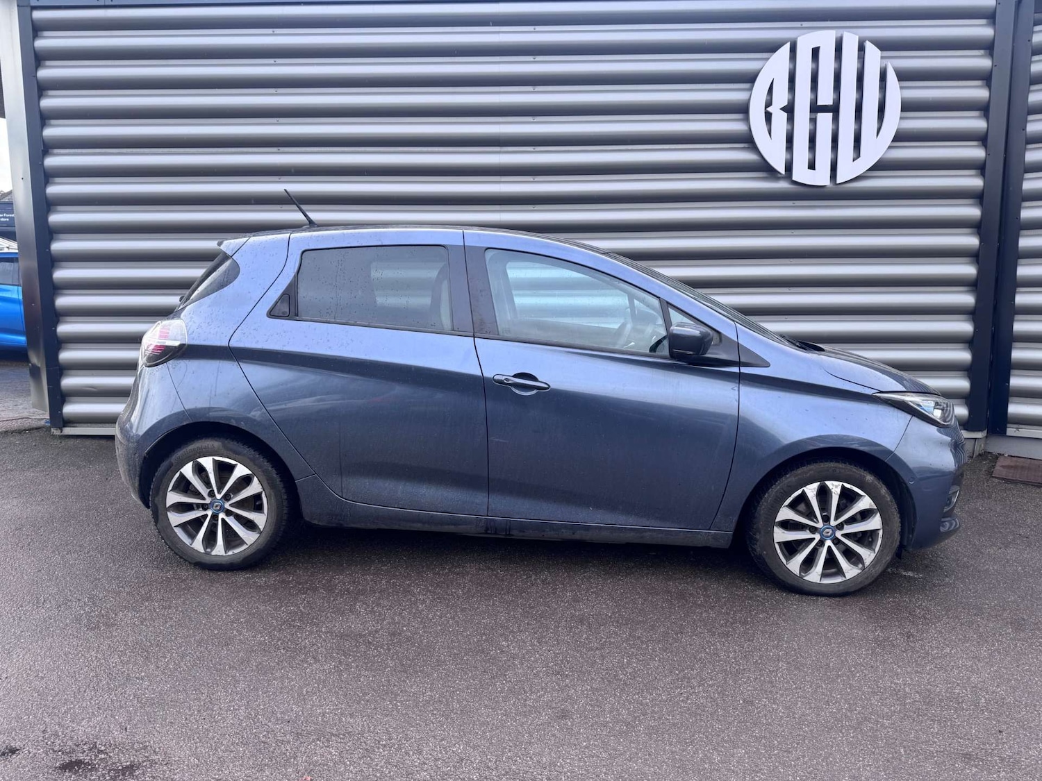Used Renault Zoe 2021 for sale - 77523397: Photo 2