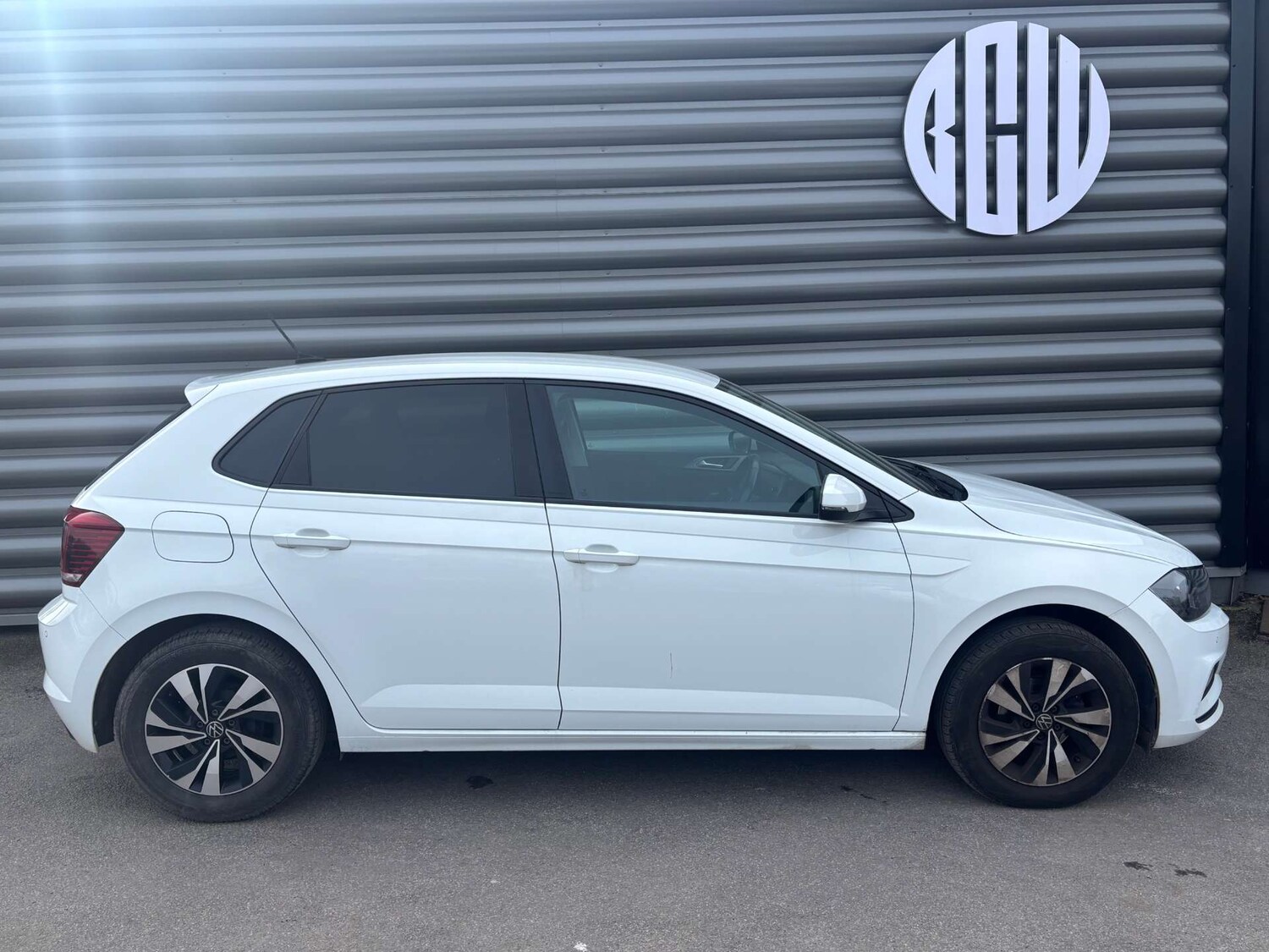 Used Volkswagen Polo 2021 for sale - 77578911: Photo 2