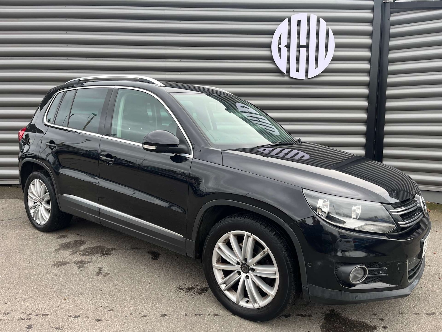 Used Volkswagen Tiguan 2016 for sale - 76526162: Photo 1