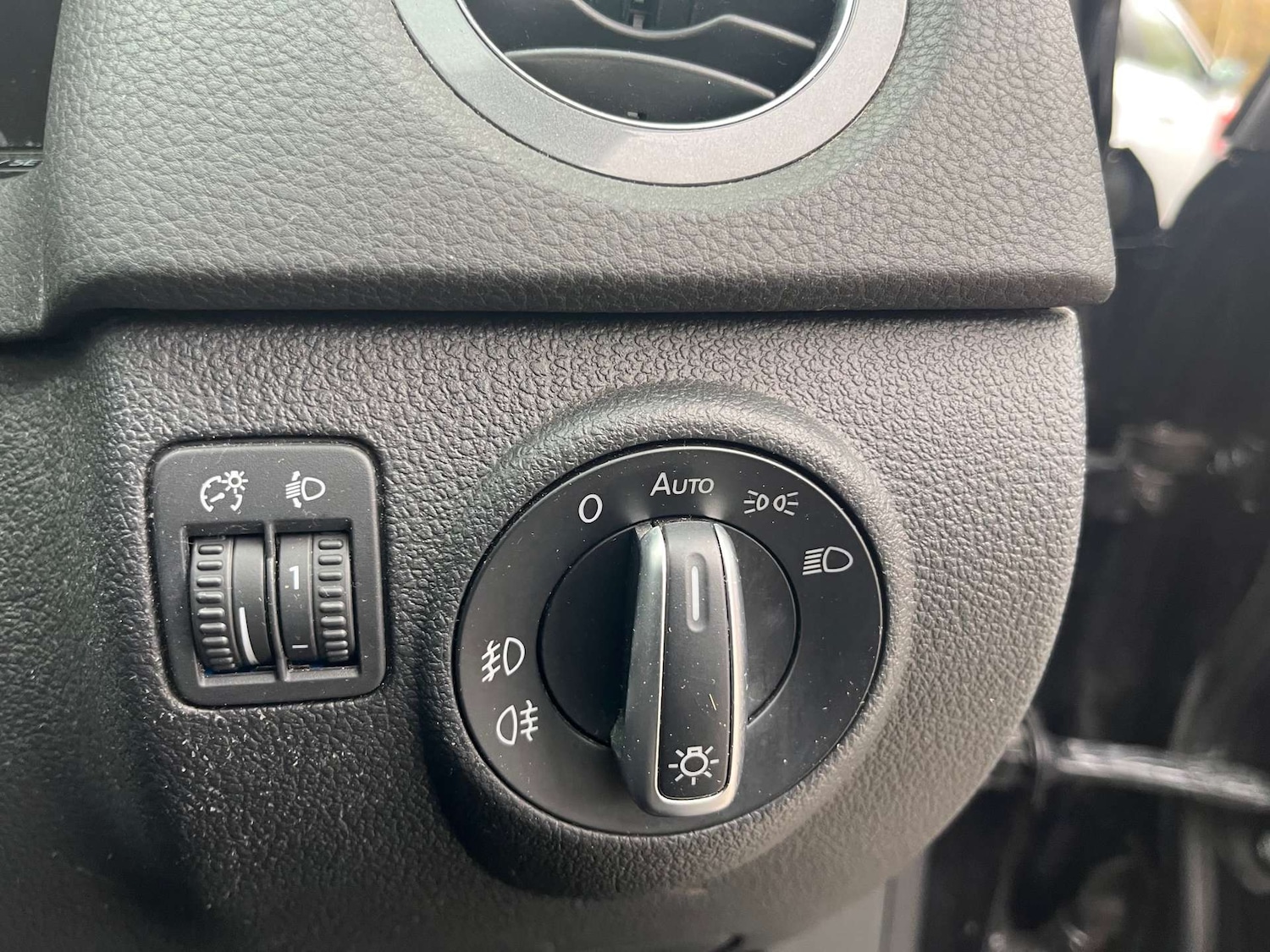 Used Volkswagen Tiguan 2016 for sale - 76526162: Photo 34