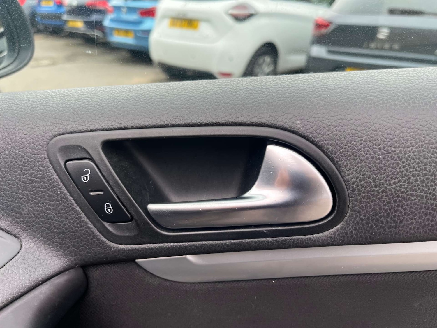 Used Volkswagen Tiguan 2016 for sale - 76526162: Photo 36