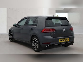 Used Volkswagen Golf 2019 for sale - 78387473: Photo