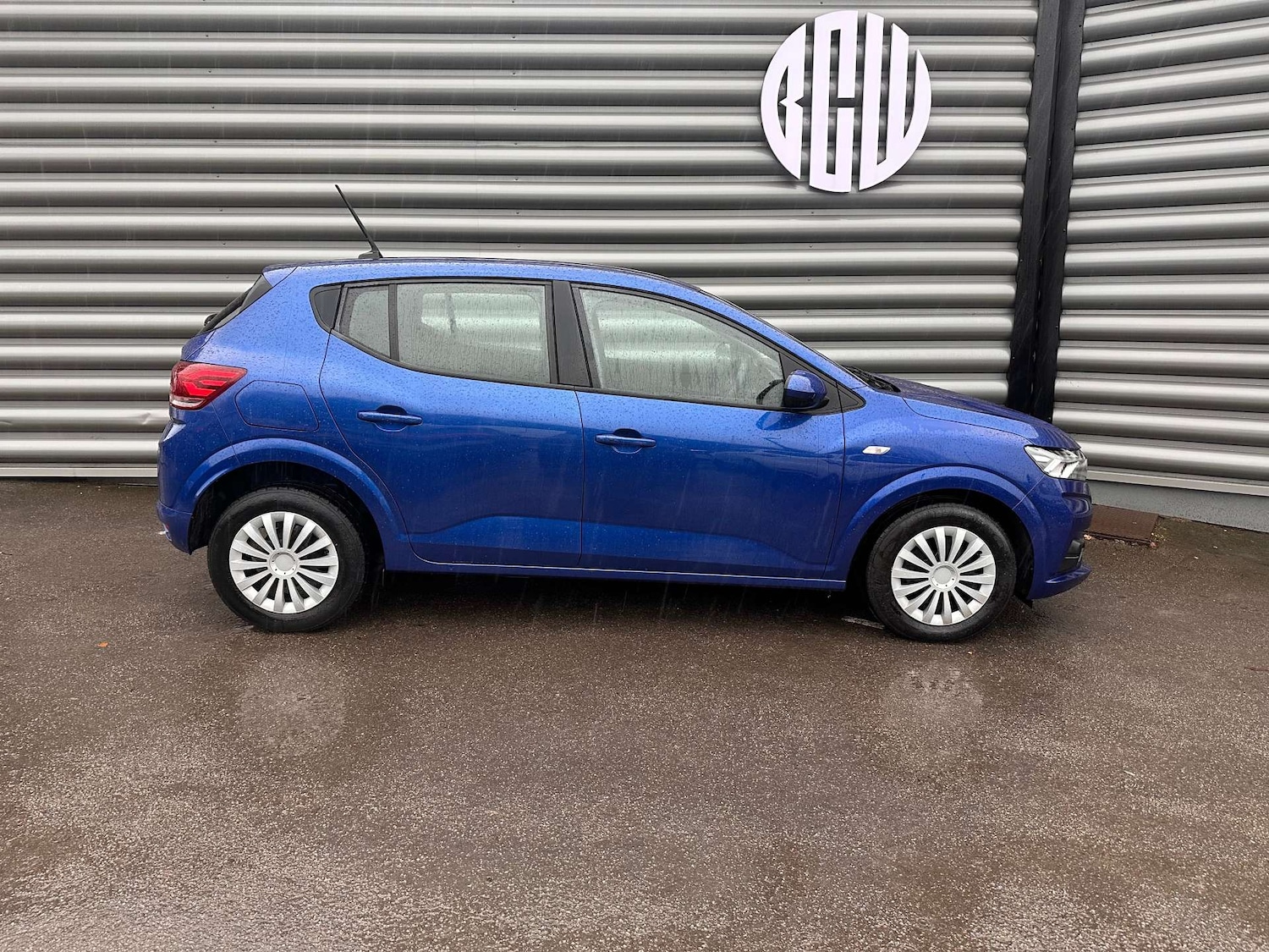 Used Dacia Sandero 2021 for sale - 76547302: Photo 2