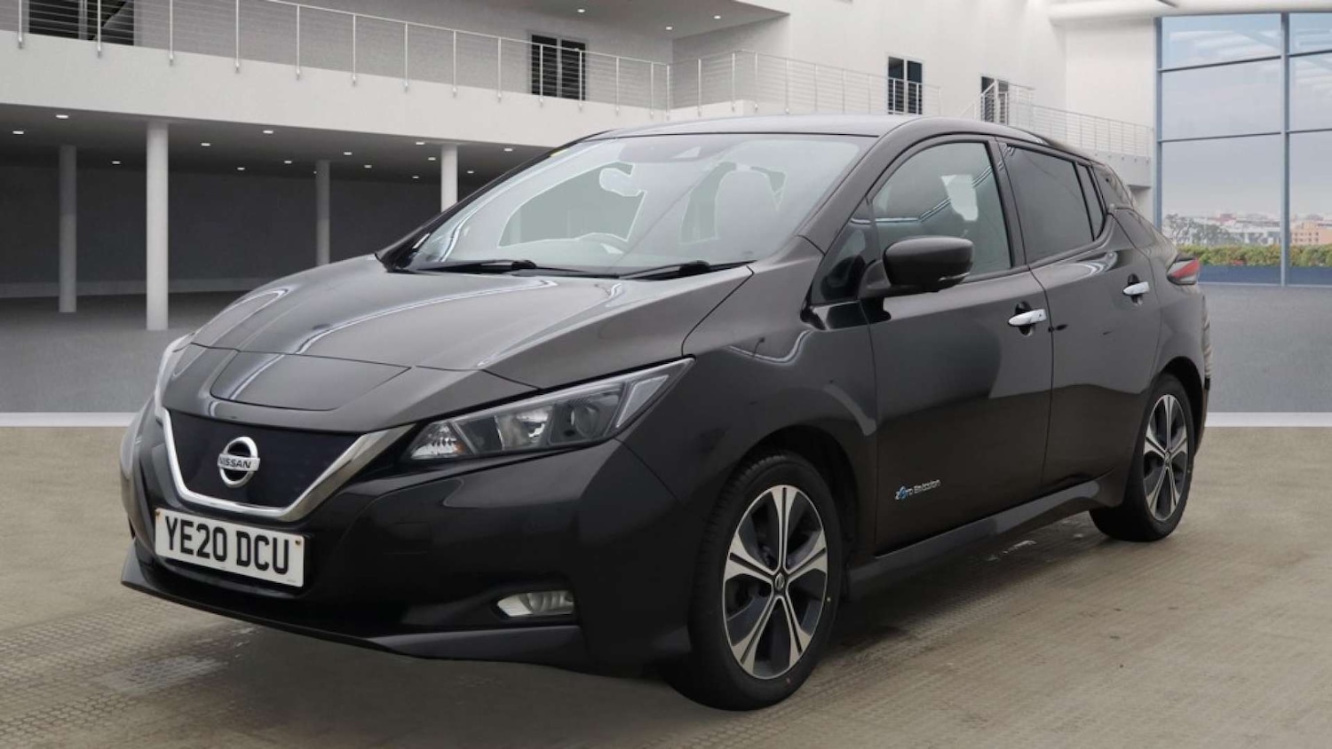 Used Nissan Leaf 2020 for sale - 76637243: Photo 2