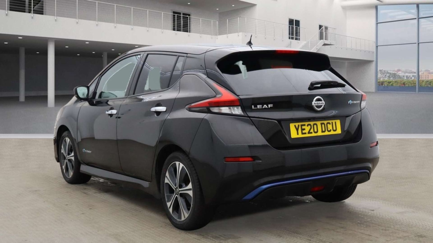 Used Nissan Leaf 2020 for sale - 76637243: Photo 3