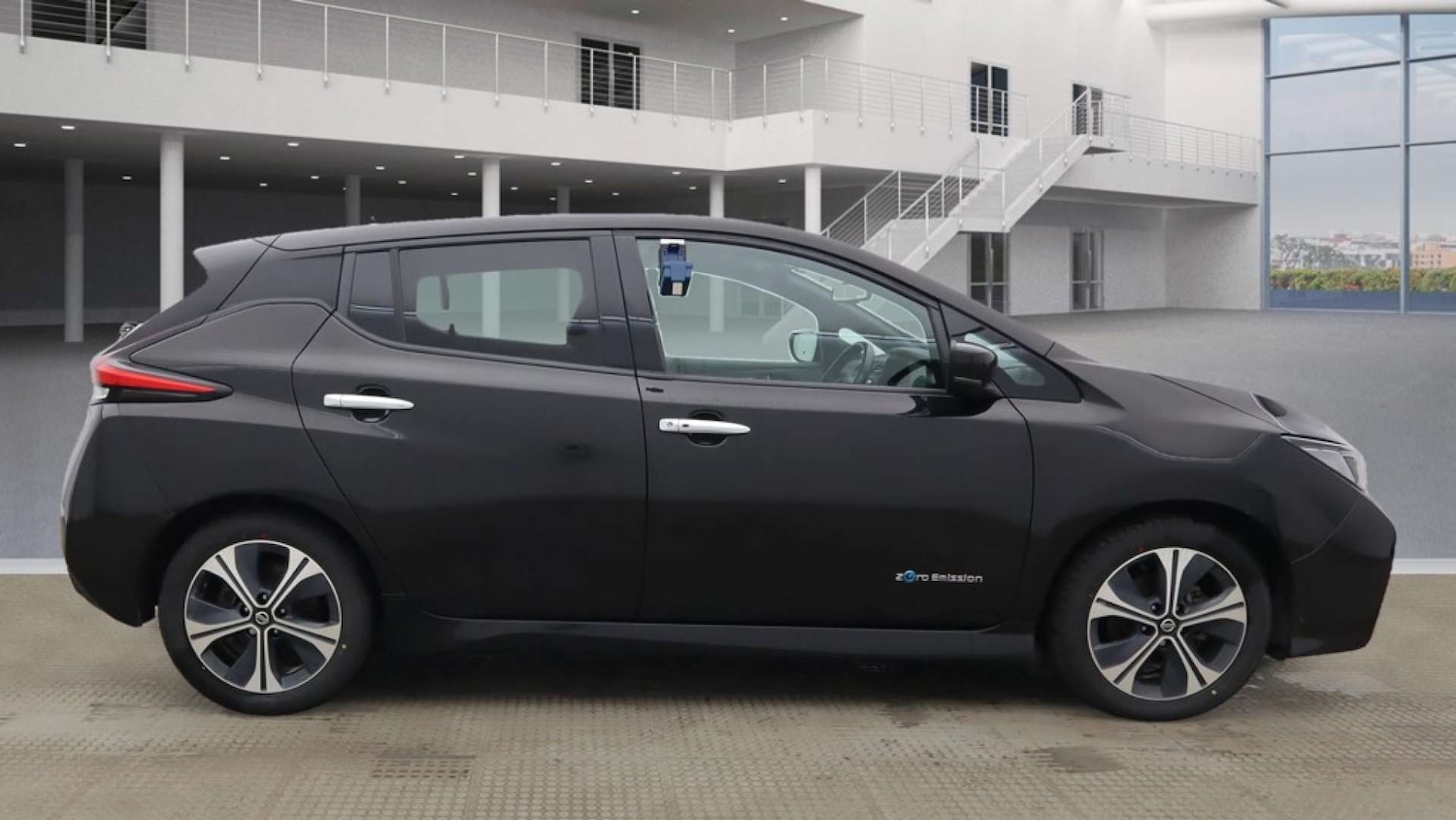 Used Nissan Leaf 2020 for sale - 76637243: Photo 5