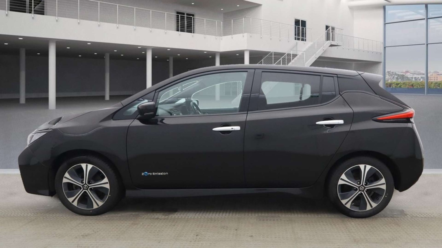 Used Nissan Leaf 2020 for sale - 76637243: Photo 6