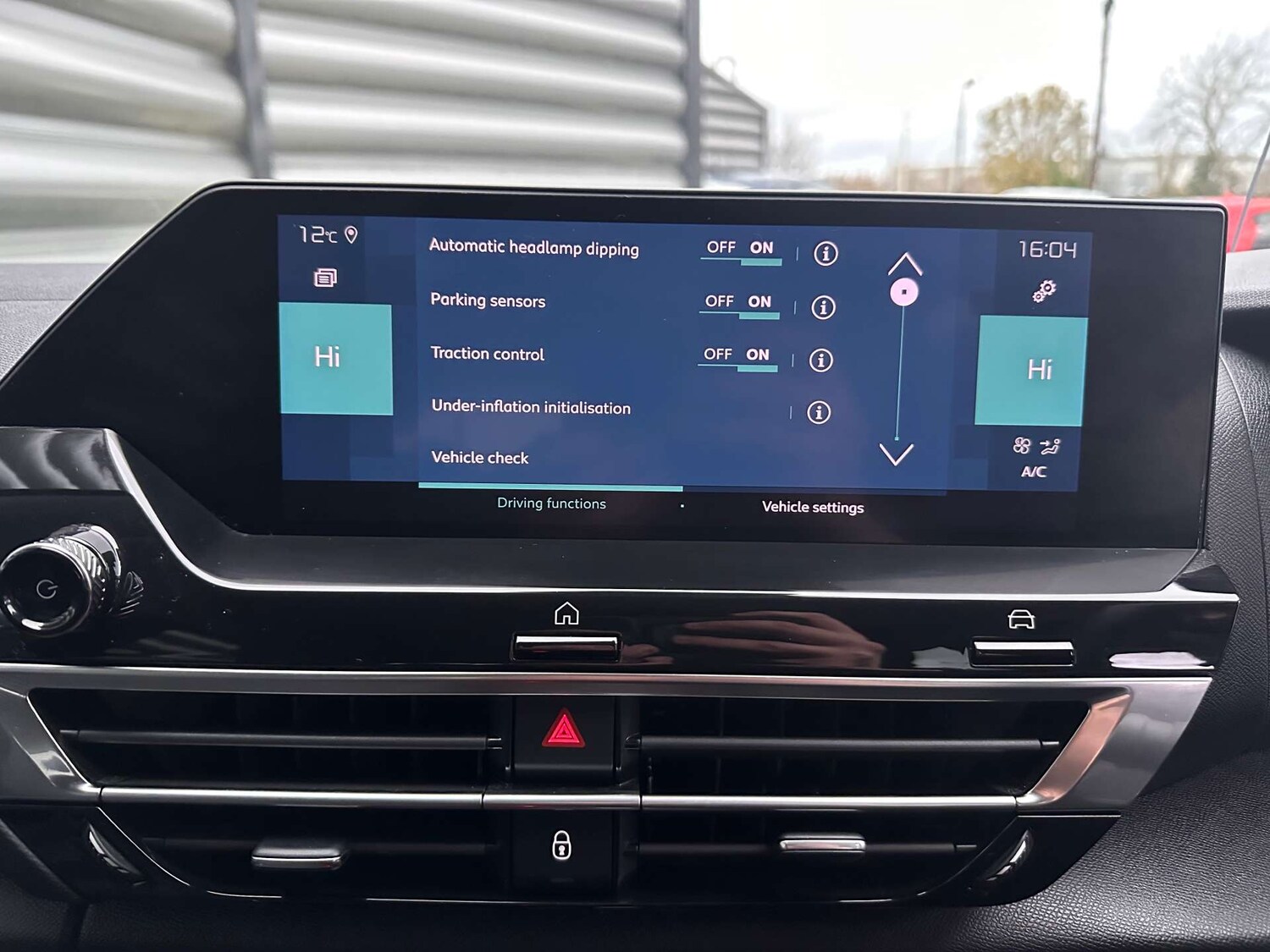 Used Citroen C4 2022 for sale - 76709174: Photo 37