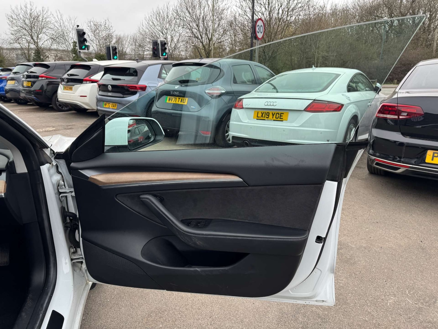 Used Tesla Model 3 2022 for sale - 77669304: Photo 25