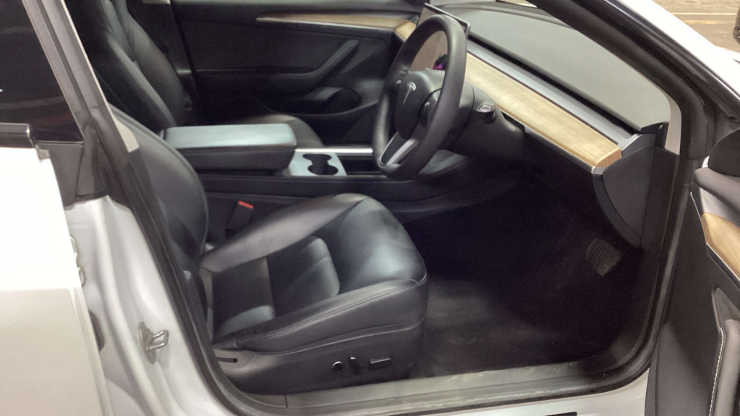 Used Tesla Model 3 2022 for sale - 77669304: Photo 9