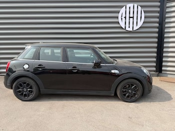 Used MINI Hatch 2019 for sale - 79272154: Photo