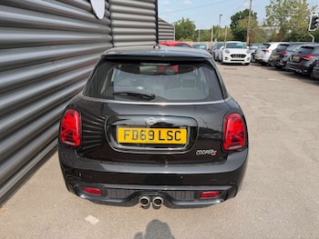 Used MINI Hatch 2019 for sale - 79272154: Photo