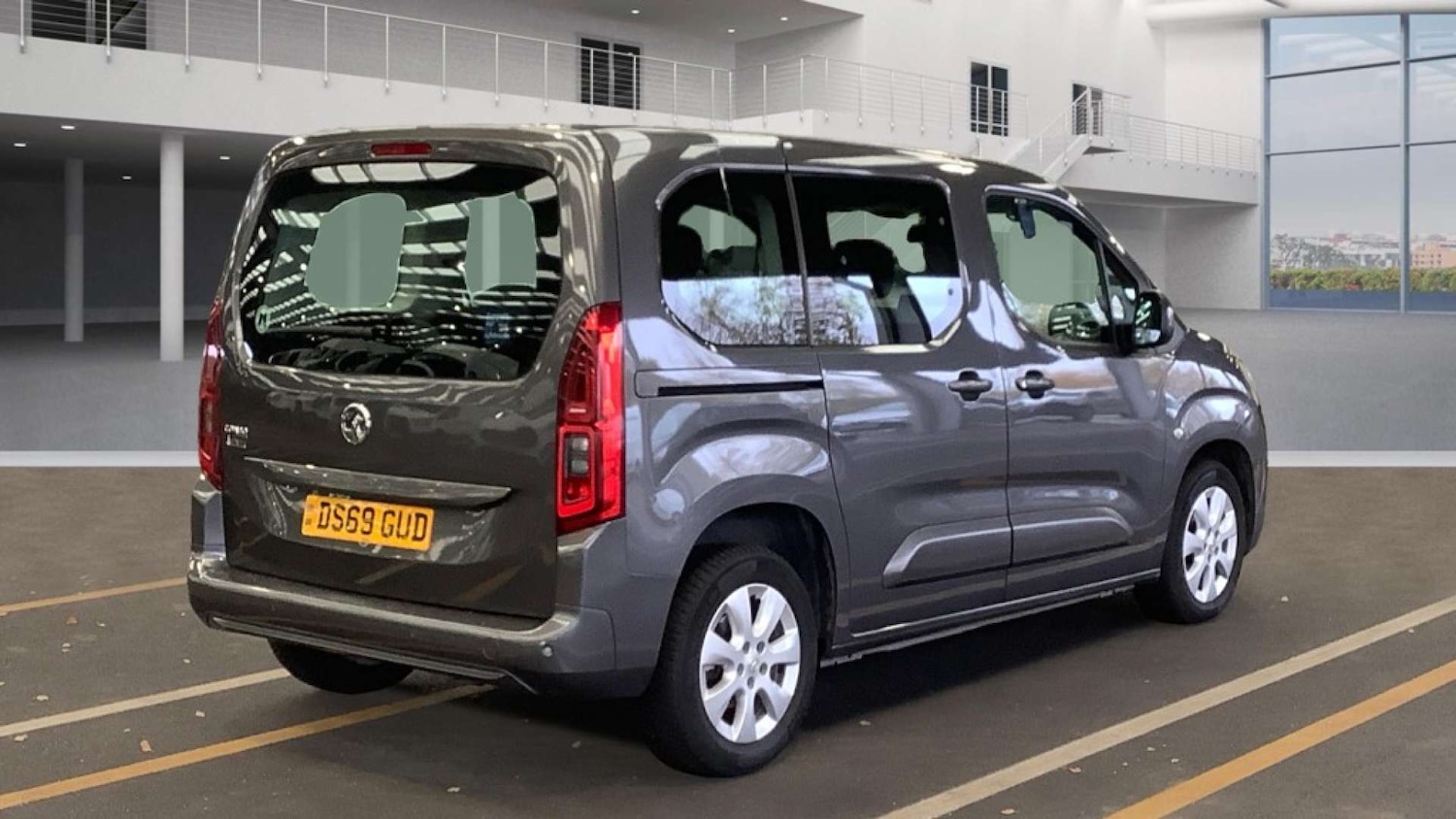 Used Vauxhall Combo Life 2019 for sale - 76630385: Photo 4