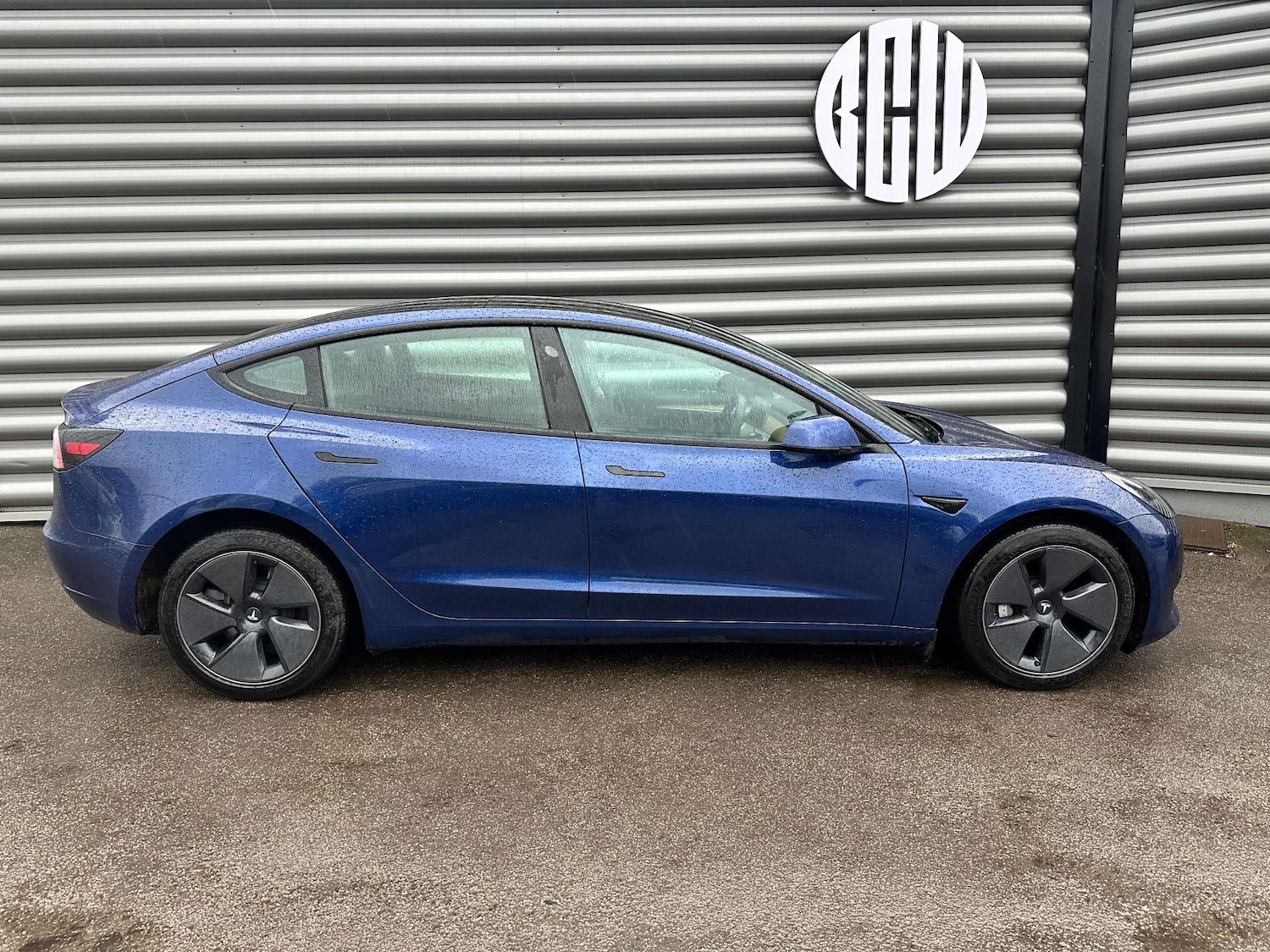 Used Tesla Model 3 2022 for sale - 77272750: Photo 2