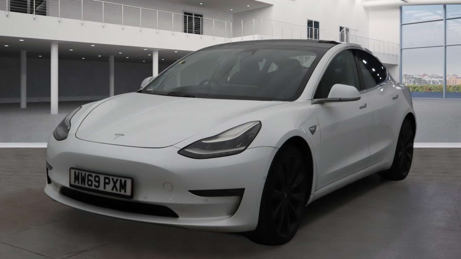 Used Tesla Model 3 2019 for sale - 77622844: Photo 2