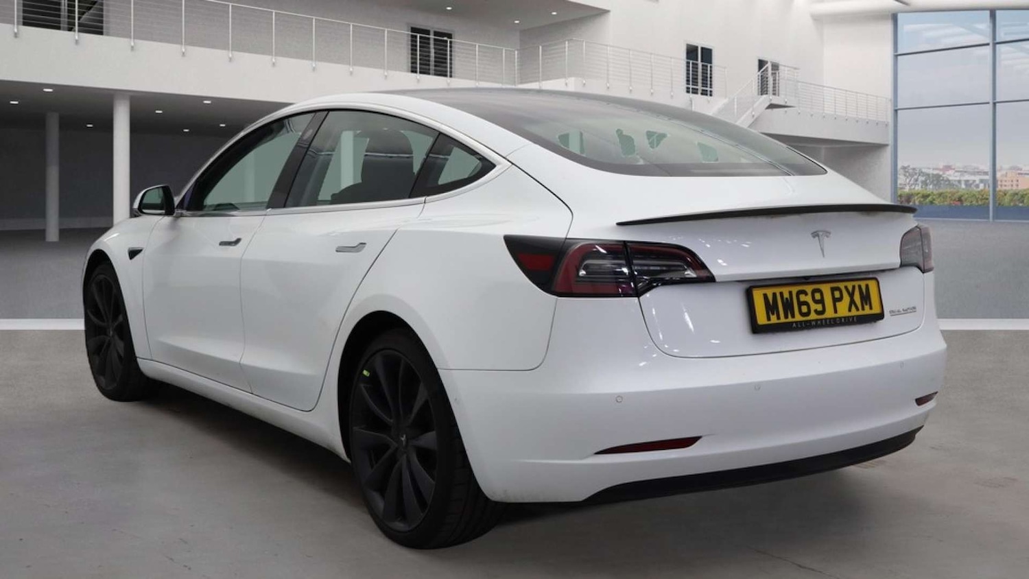 Used Tesla Model 3 2019 for sale - 77622844: Photo 5