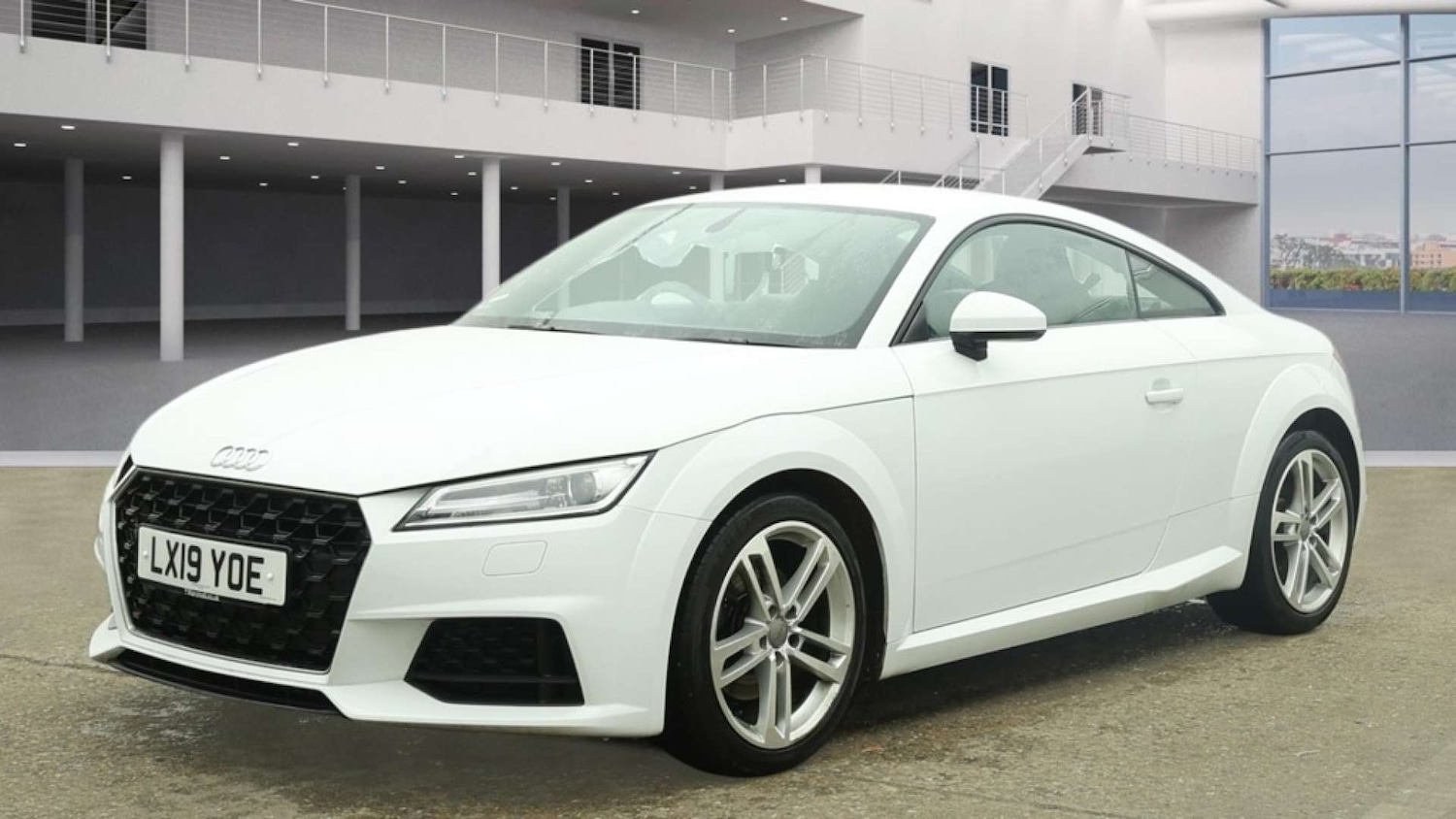 Used Audi TT 2019 for sale - 77118819: Photo 2