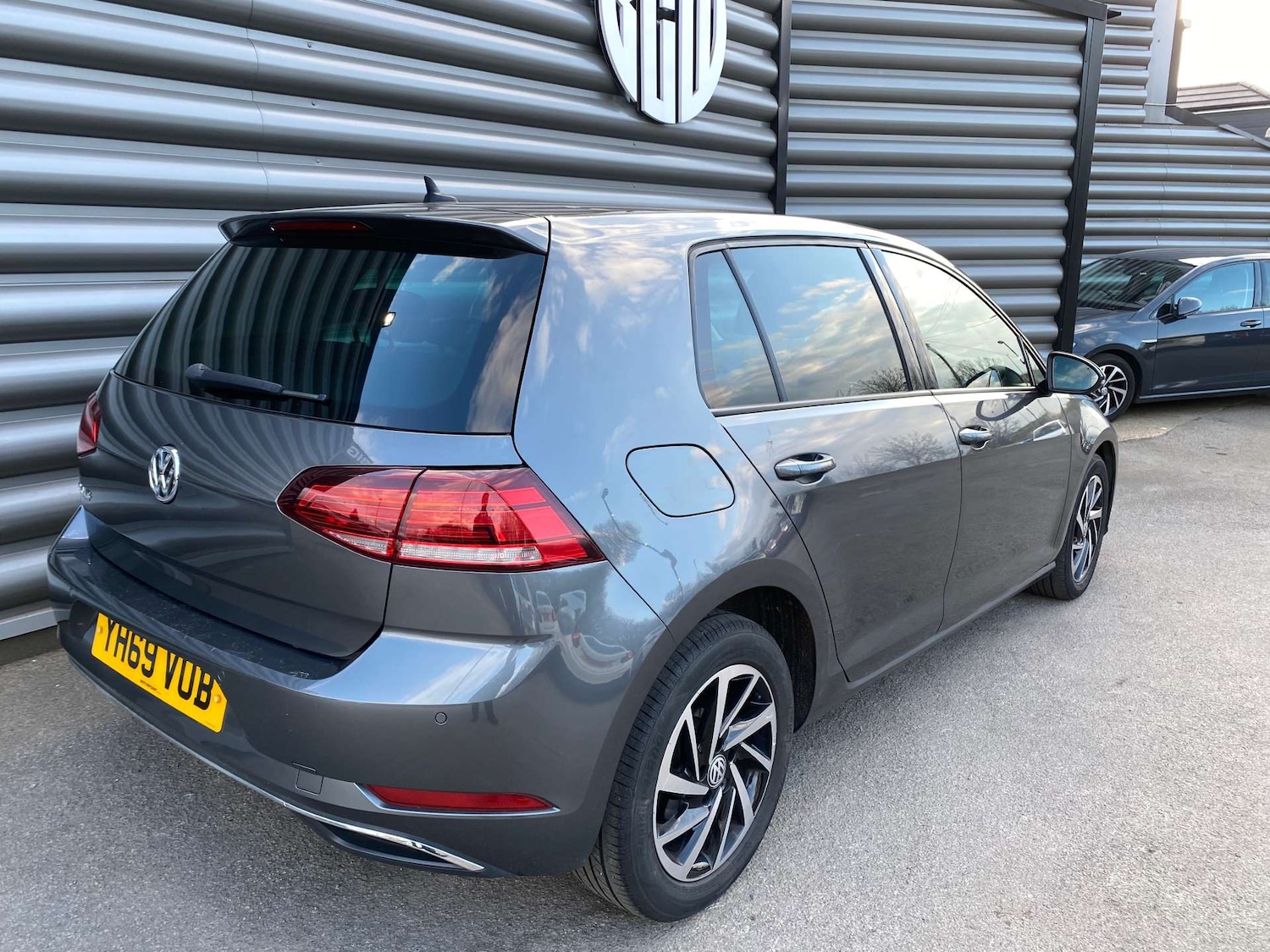 Used Volkswagen Golf 2019 for sale - 78152415: Photo 3