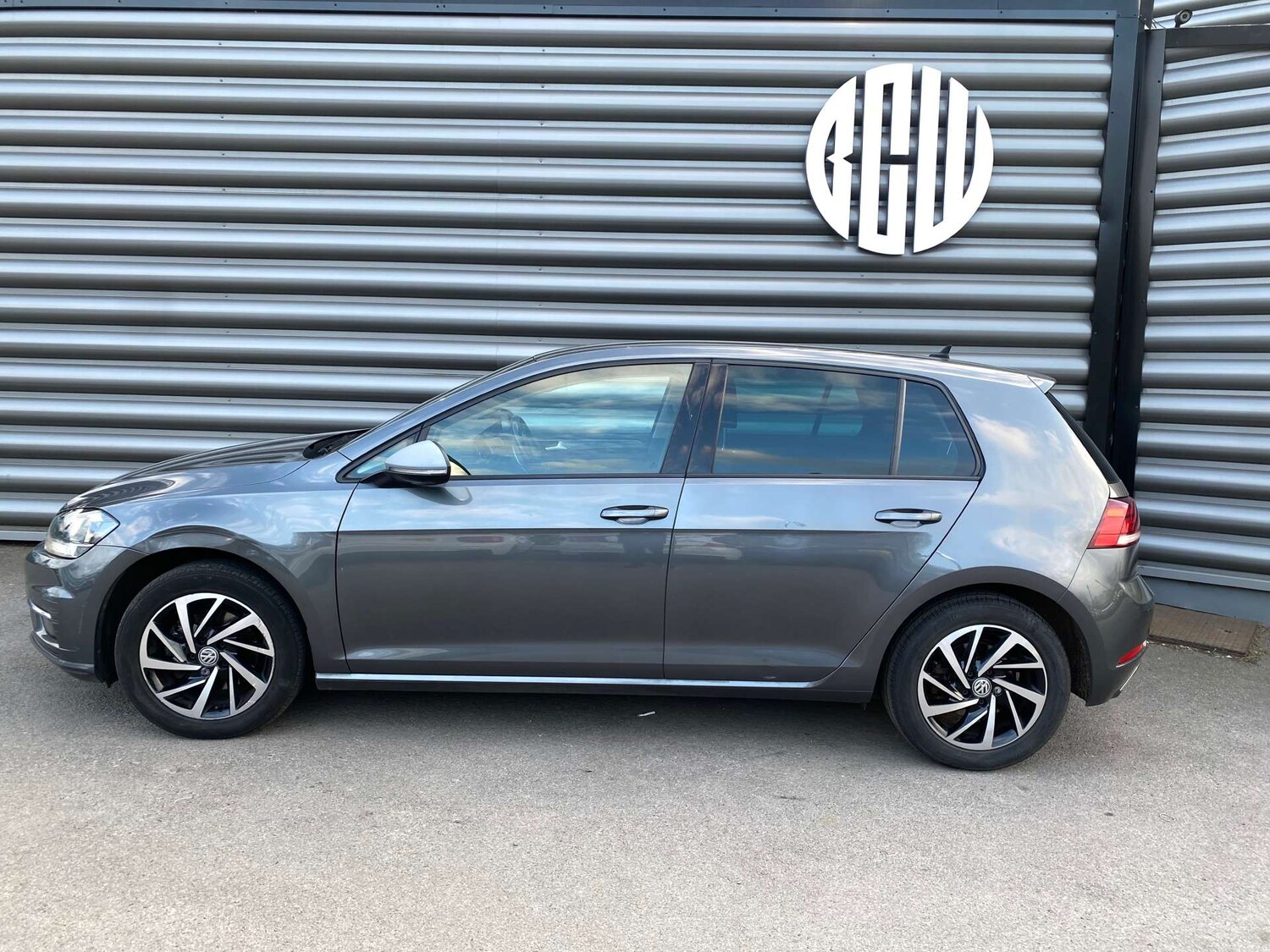 Used Volkswagen Golf 2019 for sale - 78152415: Photo 6
