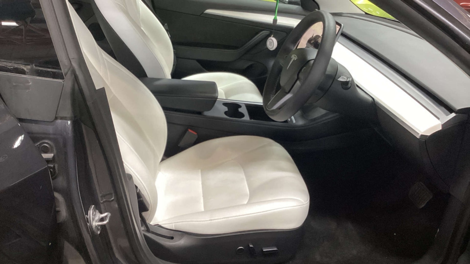 Used Tesla Model 3 2022 for sale - 78111324: Photo 9