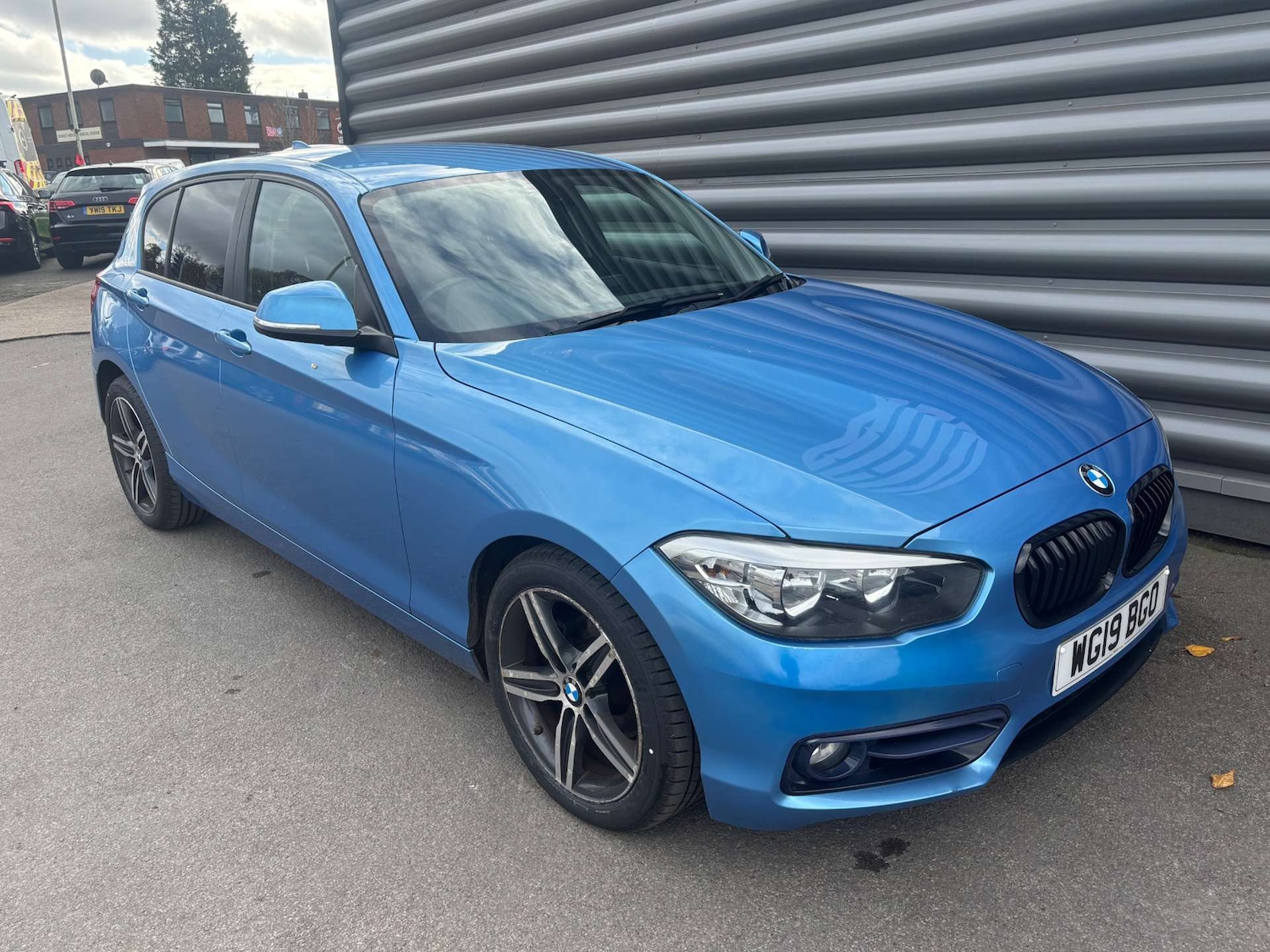 Used BMW 1 Series 2019 for sale - 76347349: Photo 3