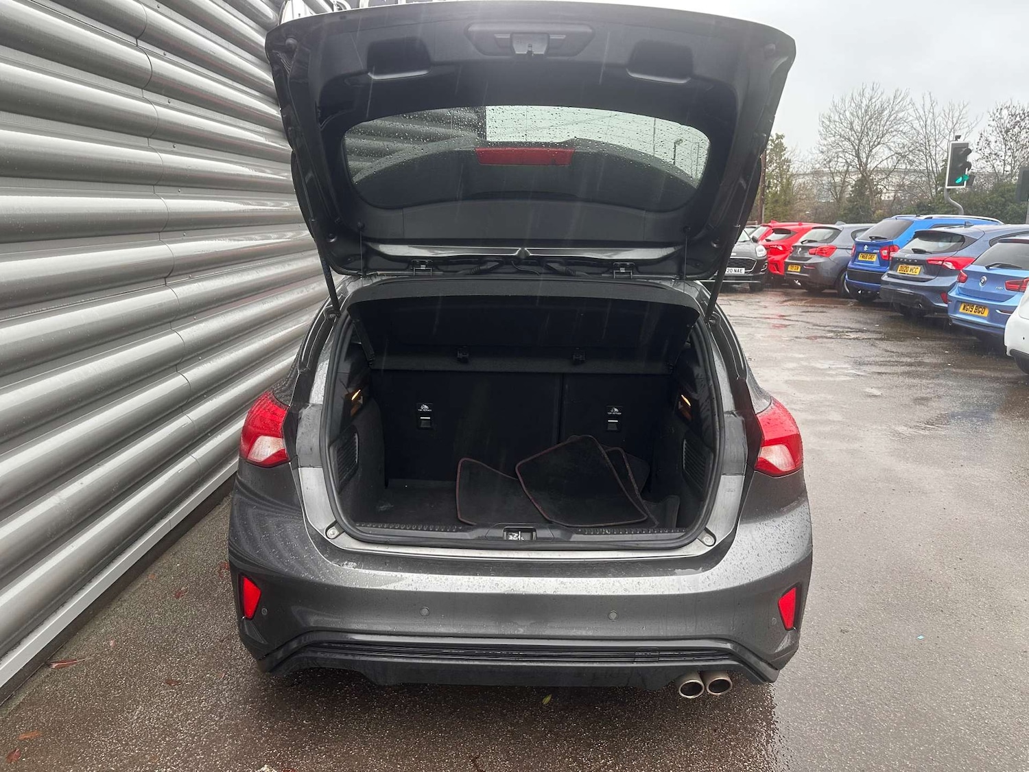 Used Ford Focus 2019 for sale - 76651402: Photo 10