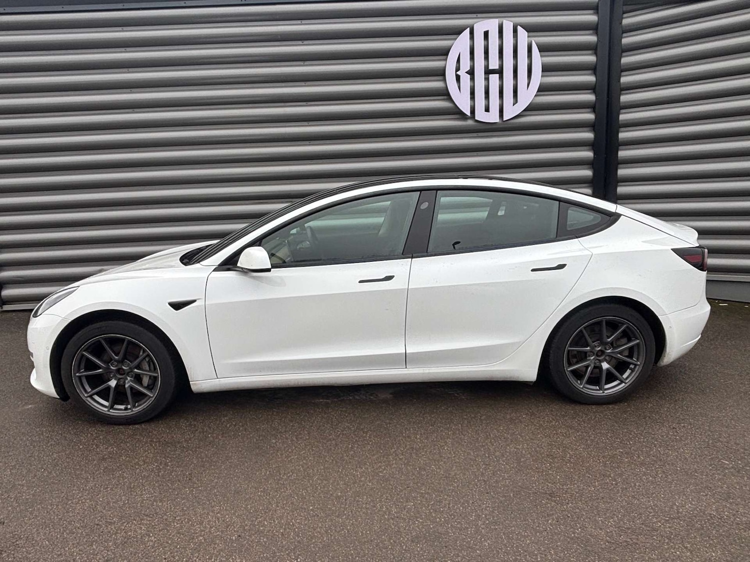 Used Tesla Model 3 2020 for sale - 77606770: Photo 3