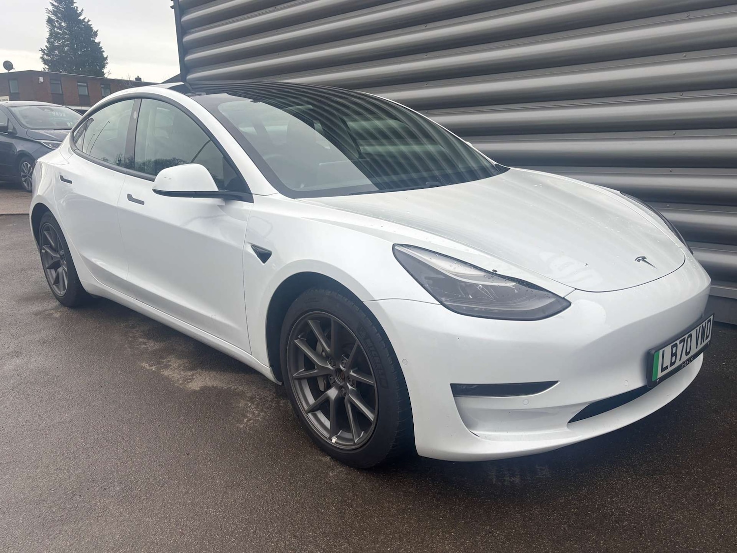 Used Tesla Model 3 2020 for sale - 77606770: Photo 4