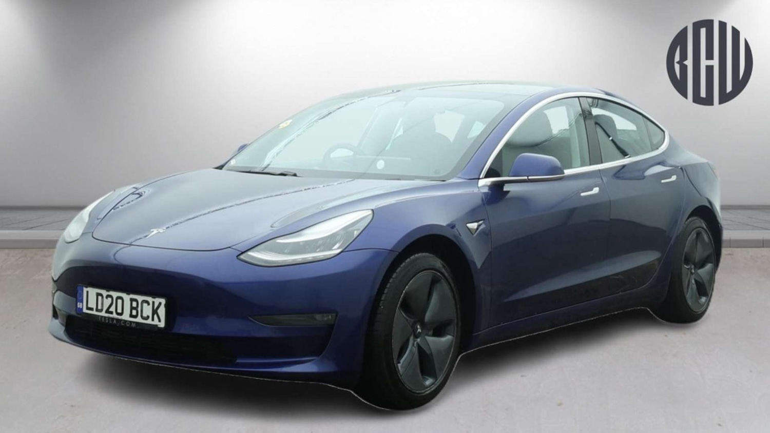 Used Tesla Model 3 2020 for sale - 78202472: Photo 2
