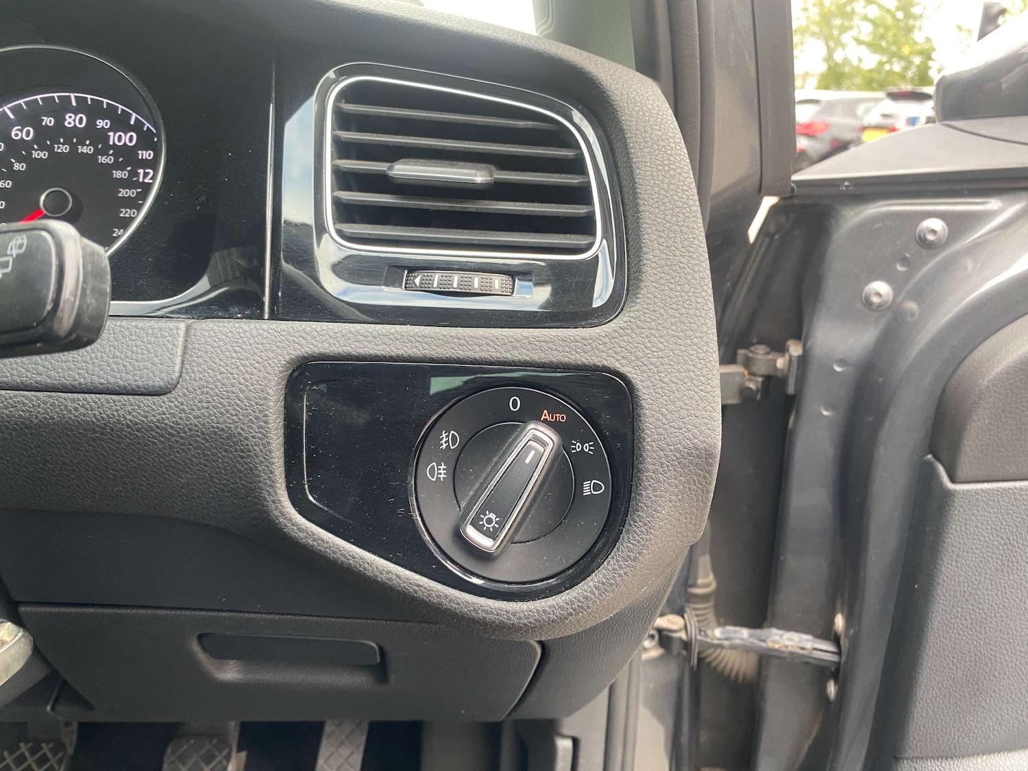 Vehicle 28