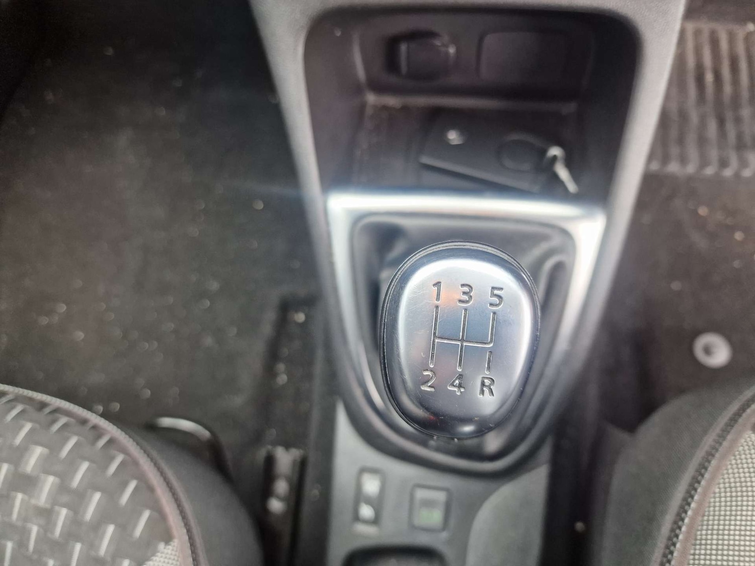 Used Renault Captur 2018 for sale - 76165327: Photo 24