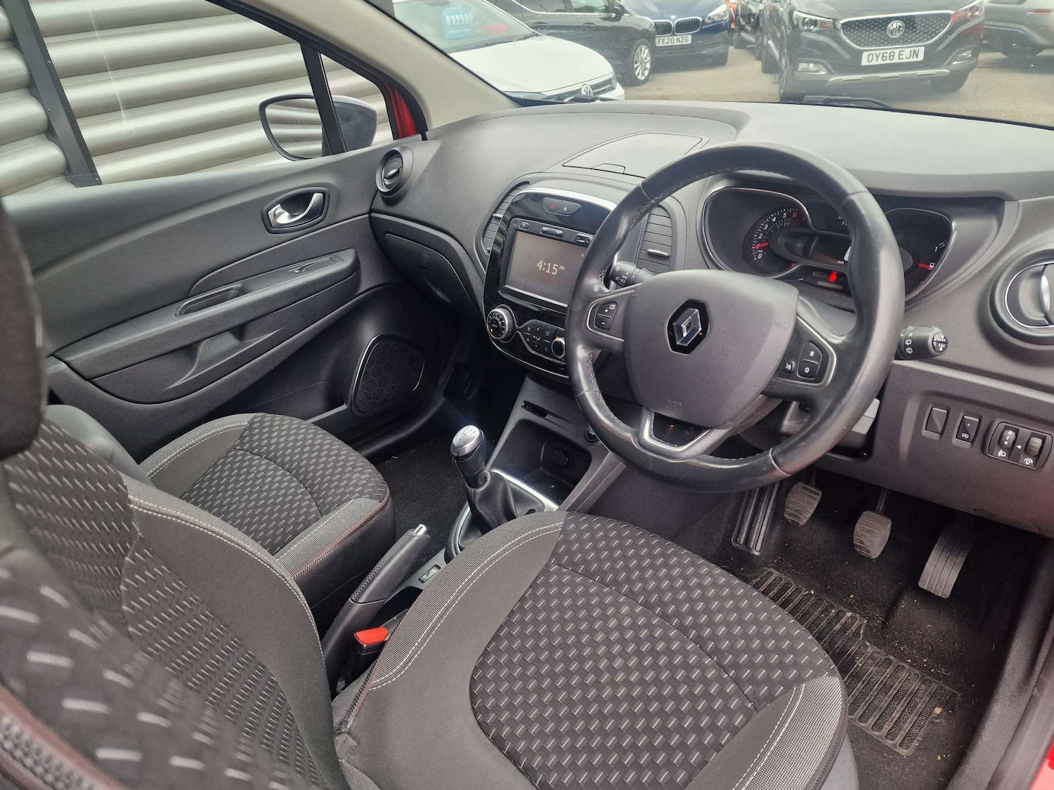 Used Renault Captur 2018 for sale - 76165327: Photo 30