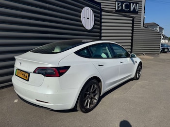 Used Tesla Model 3 2021 for sale - 78738808: Photo
