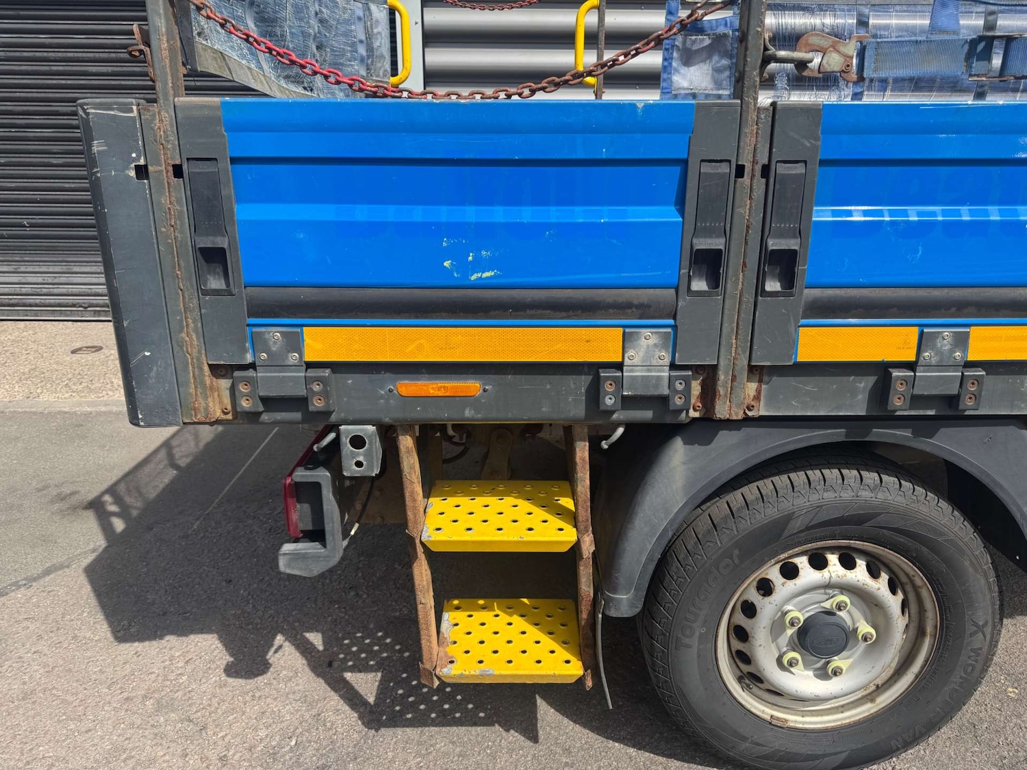 Vehicle 5