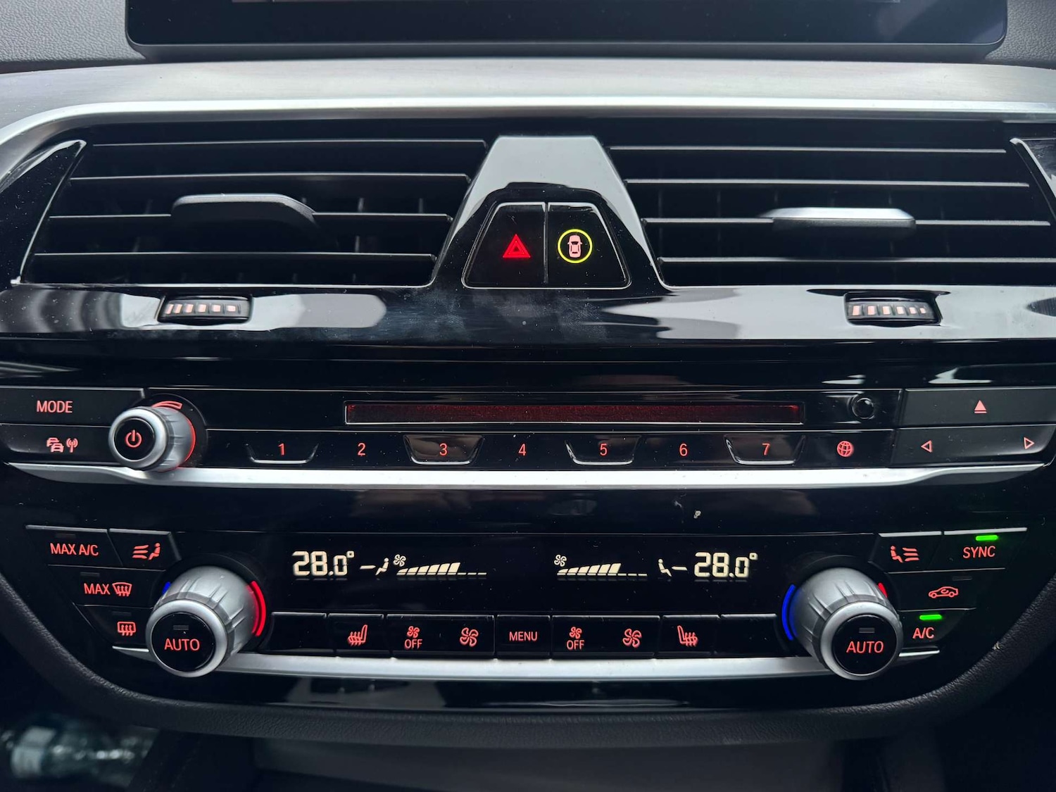 Used BMW 5 Series 2018 for sale - 77139229: Photo 23