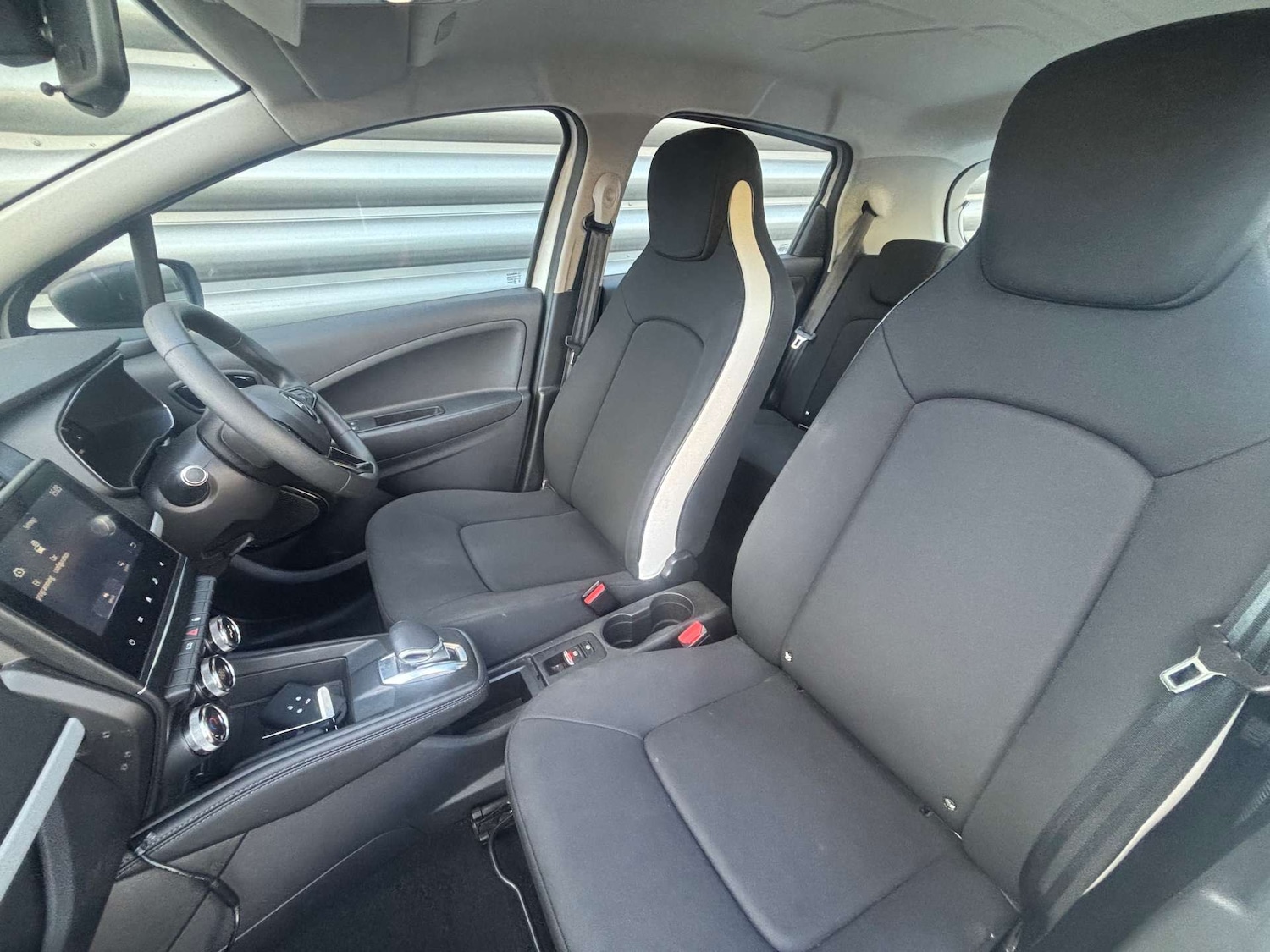 Used Renault Zoe 2020 for sale - 76101564: Photo 25