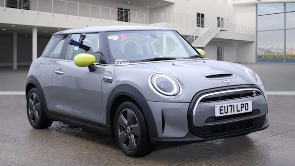 Used MINI Hatch 2021 for sale - 76275295: Photo 1